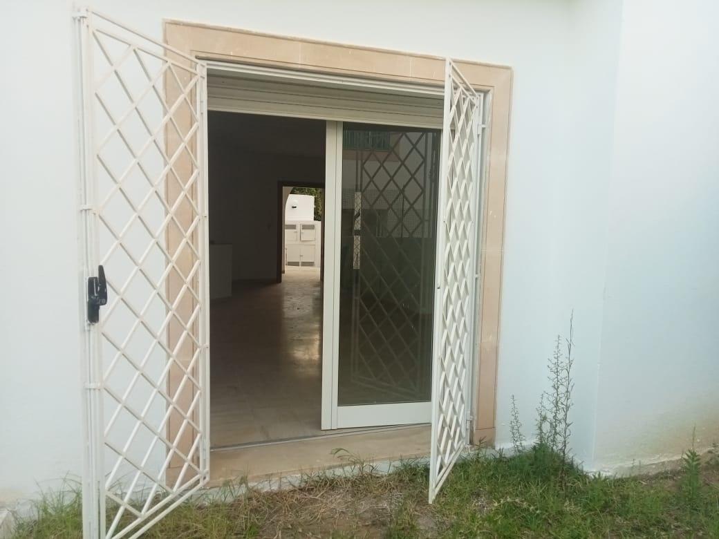 À Vendre : Villa Jumelée Duplex à Ennasr 2