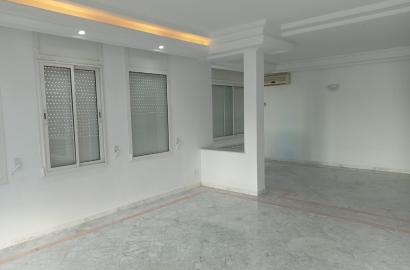 Villa à Louer à Manar 2 - Usage Habitation ou Commercial (Société)