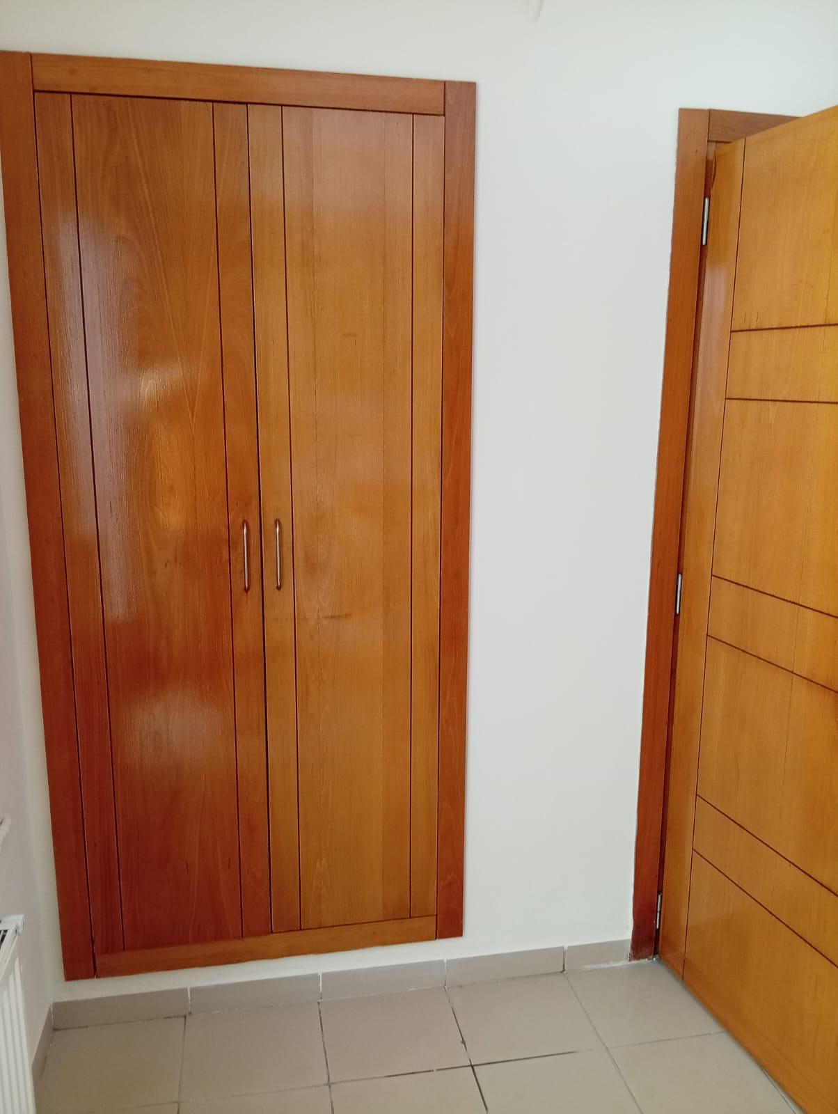 À louer : Appartement meublé S+3 à Laouina, cité Wahat