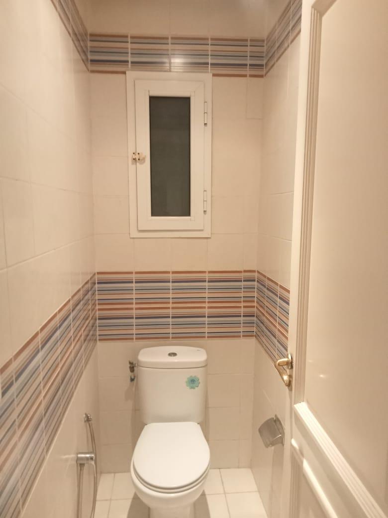 À Louer | Appartement type S+3 vide à Cité Ennasr 2