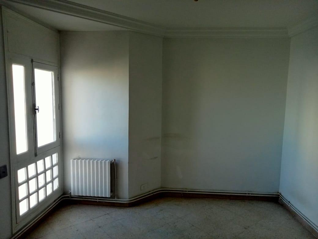 À Vendre – Appartement S+3 à Ariana