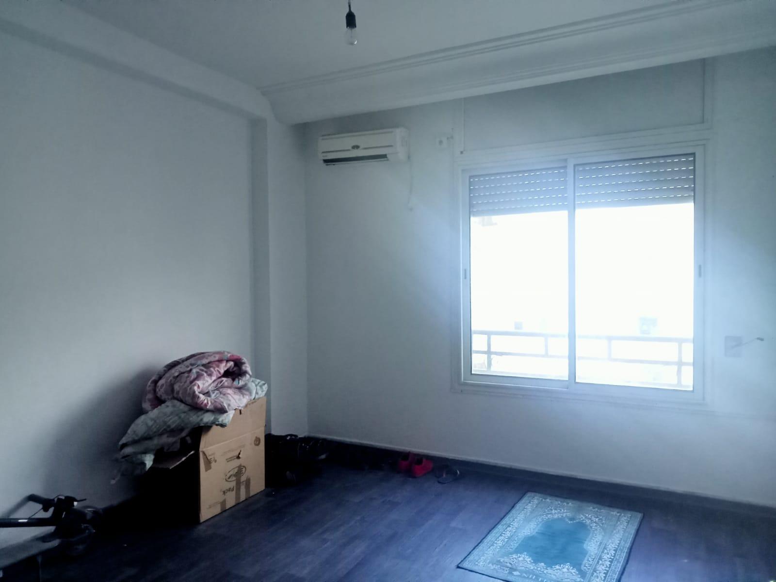 À vendre : Appartement S+3 à Cité Nasr 2 – 120 m²