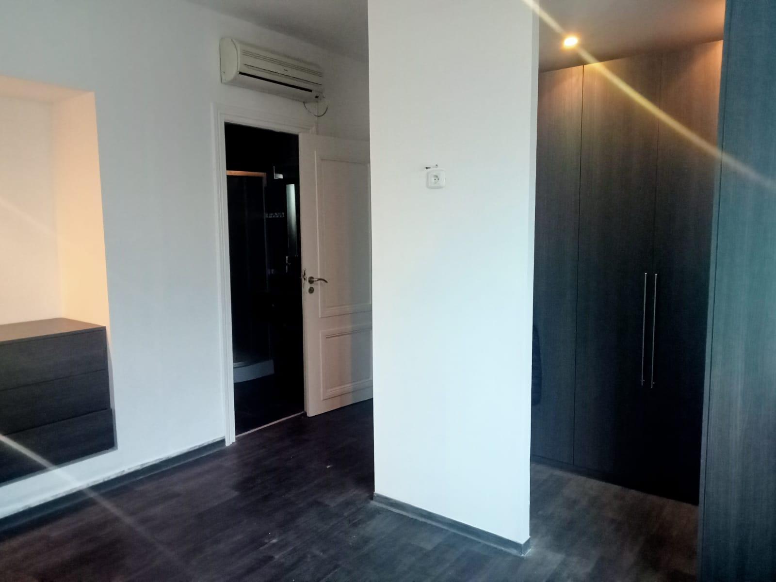 À vendre : Appartement S+3 à Cité Nasr 2 – 120 m²